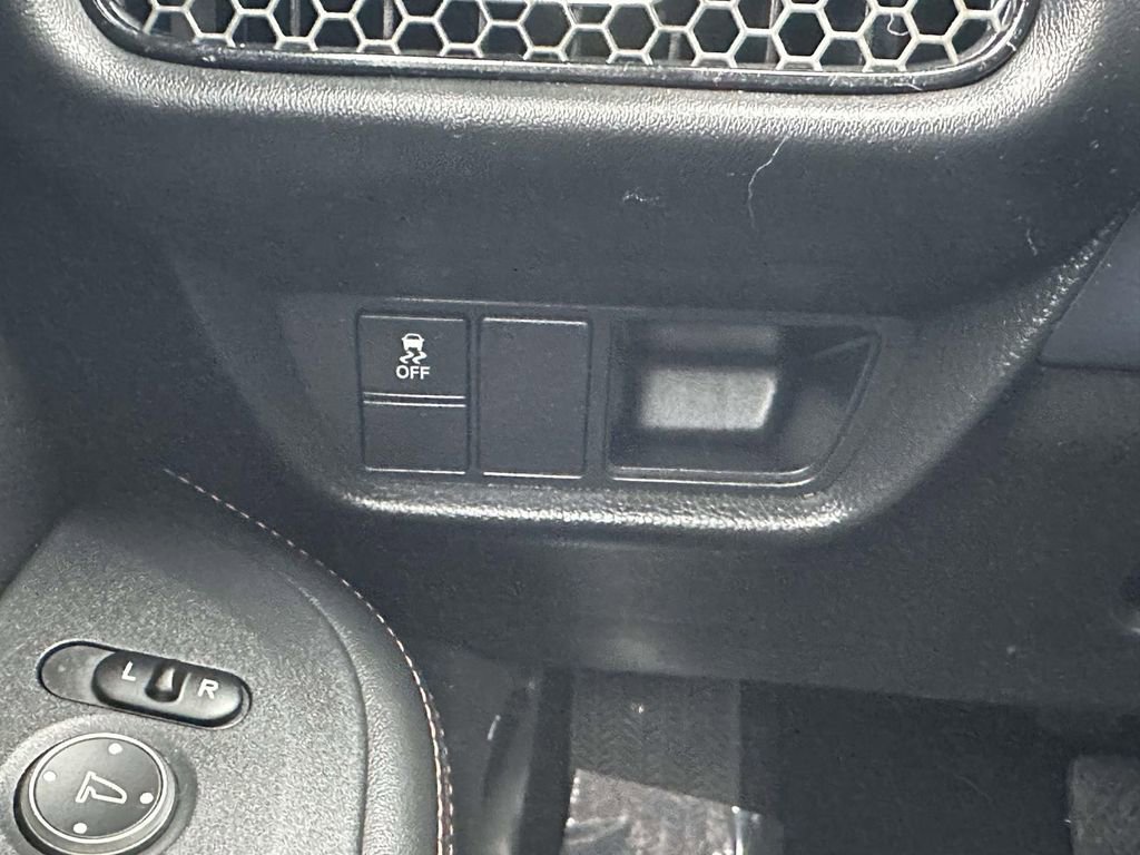 Certified 2023 Honda HR-V Sport image 21