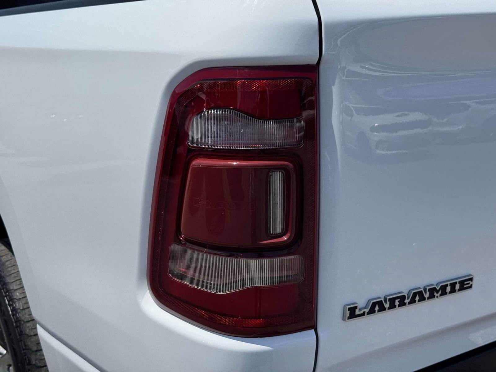 Used 2023 RAM 1500 Laramie AWD/4WD image 11