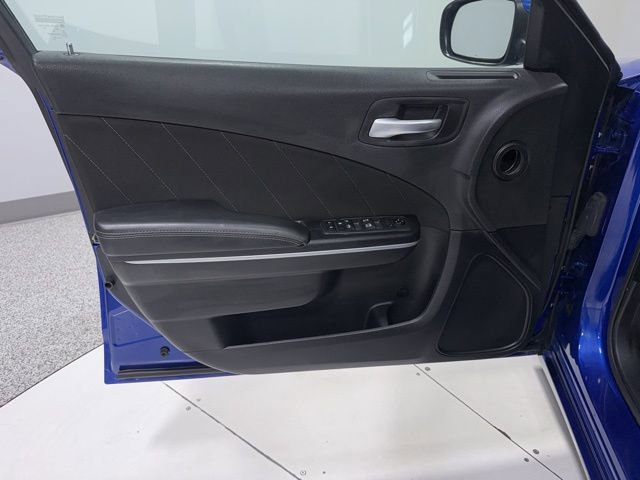Used 2020 Dodge Charger SXT image 8