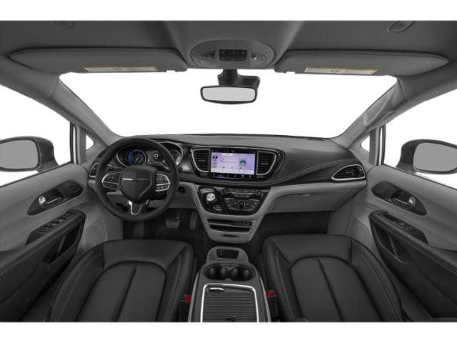 Used 2024 Chrysler Pacifica Touring-L image 11
