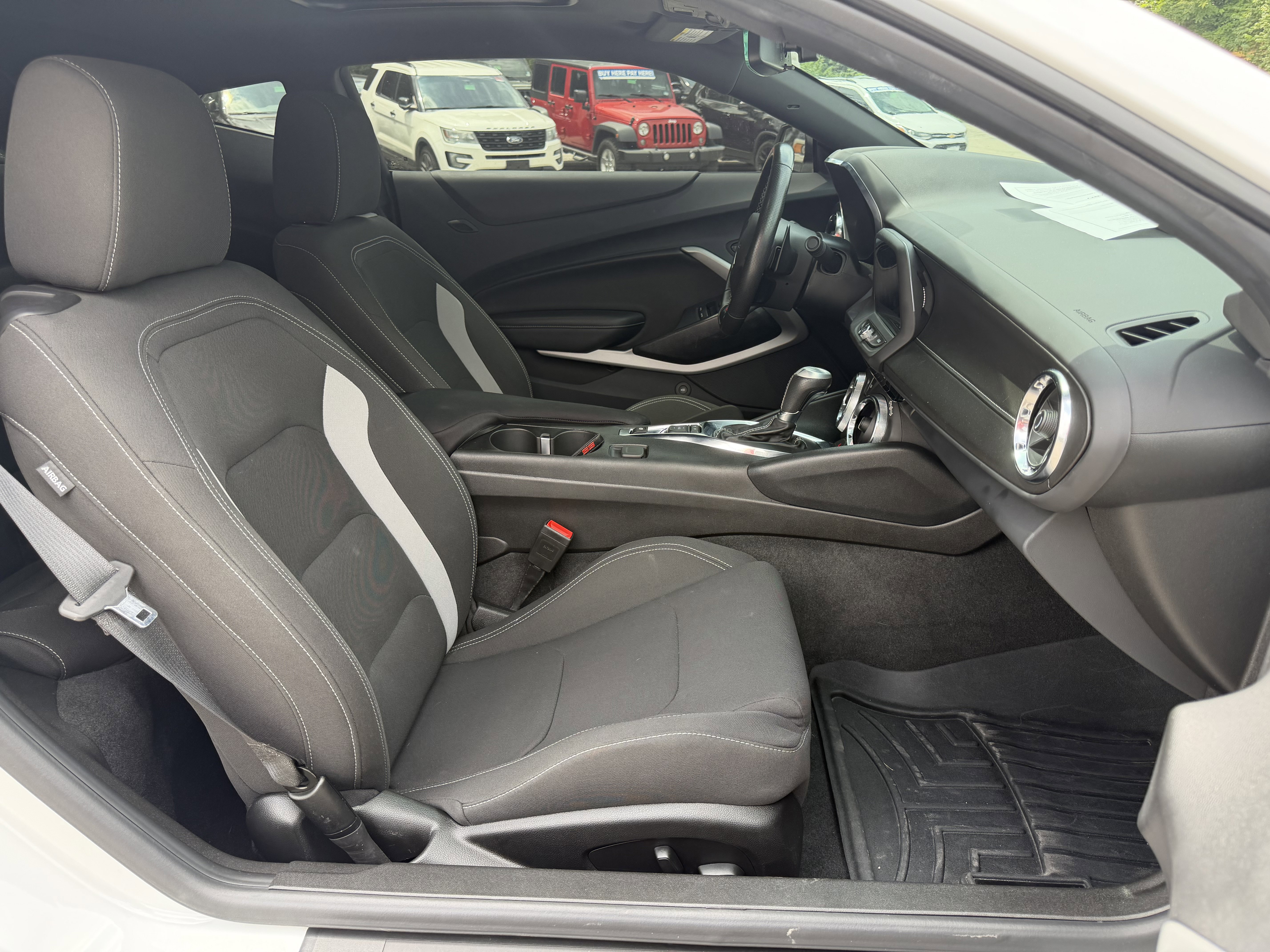 Used 2023 Chevrolet Camaro SS RWD image 10