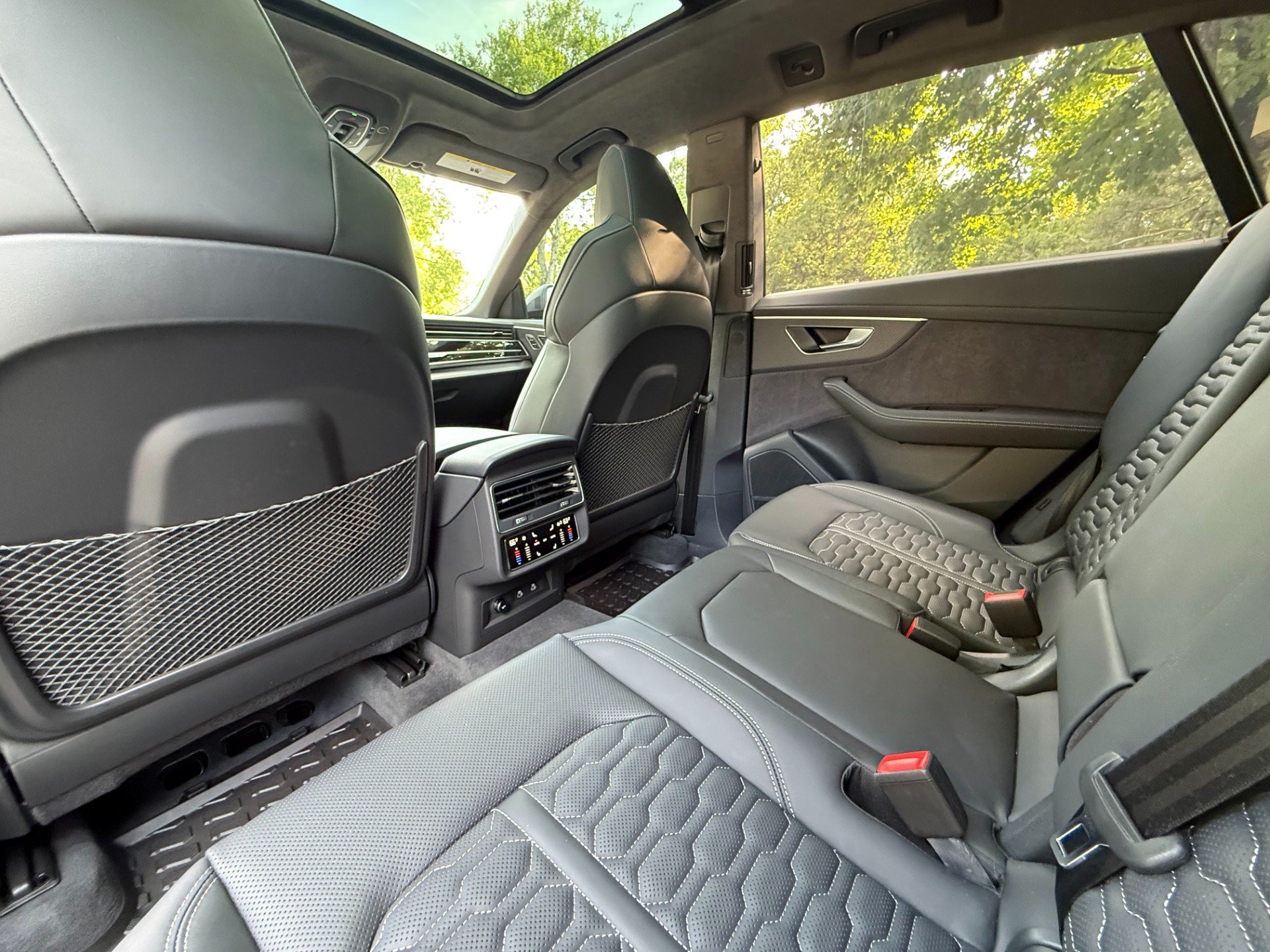 Used 2025 Audi RS Q8 performance AWD/4WD image 83