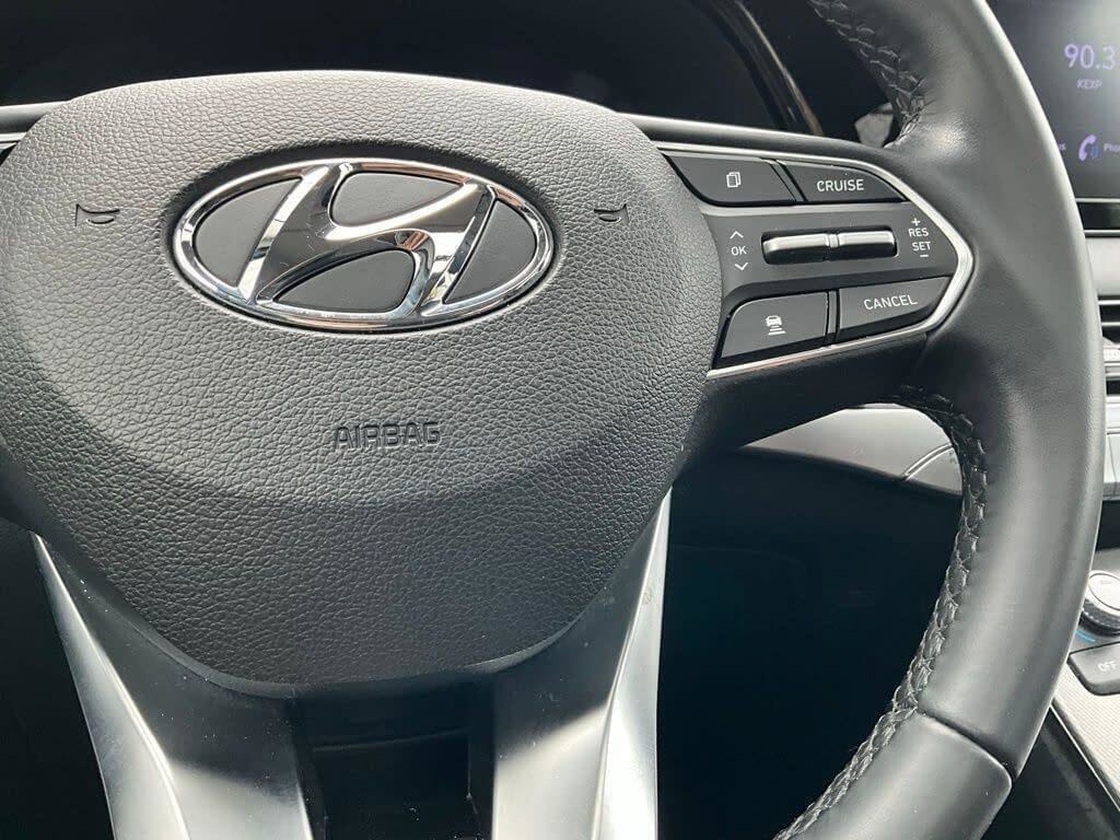Used 2022 Hyundai Palisade SEL w/ Winter Package image 21