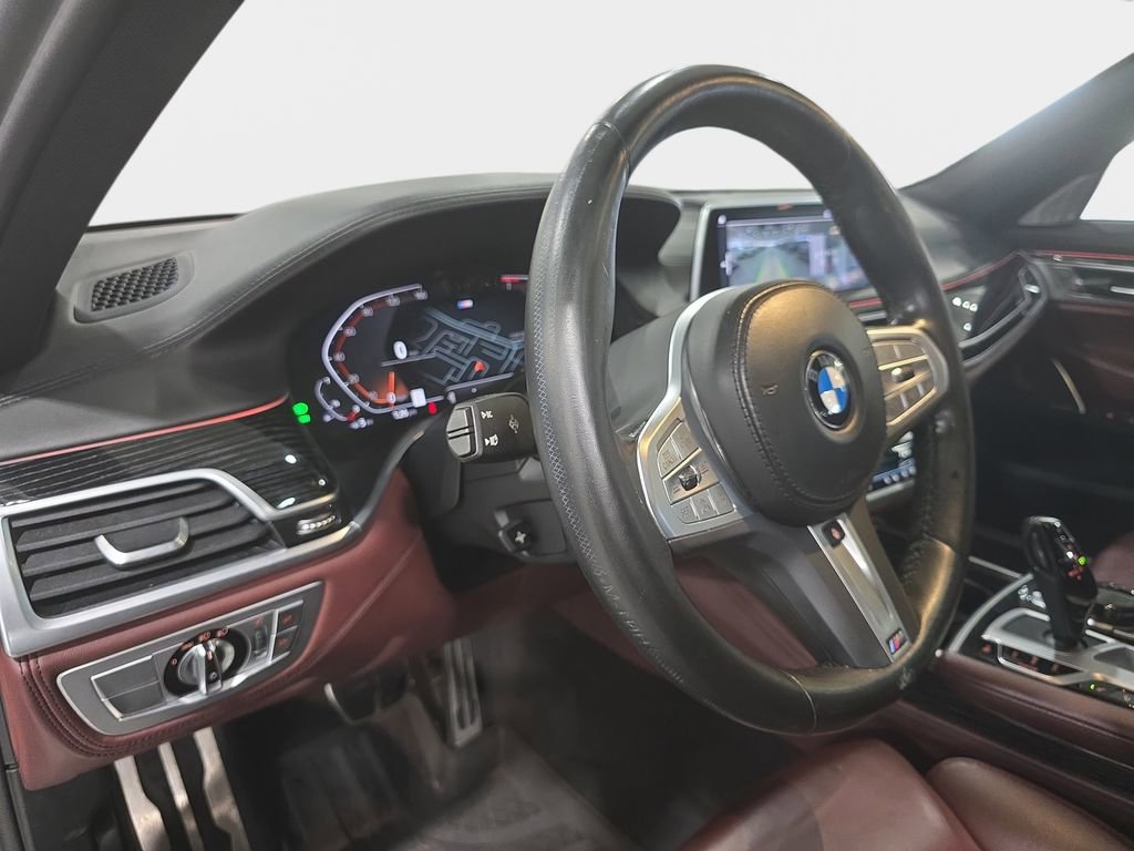 Certified 2022 BMW 740i w/ M Sport Package RWD image 21