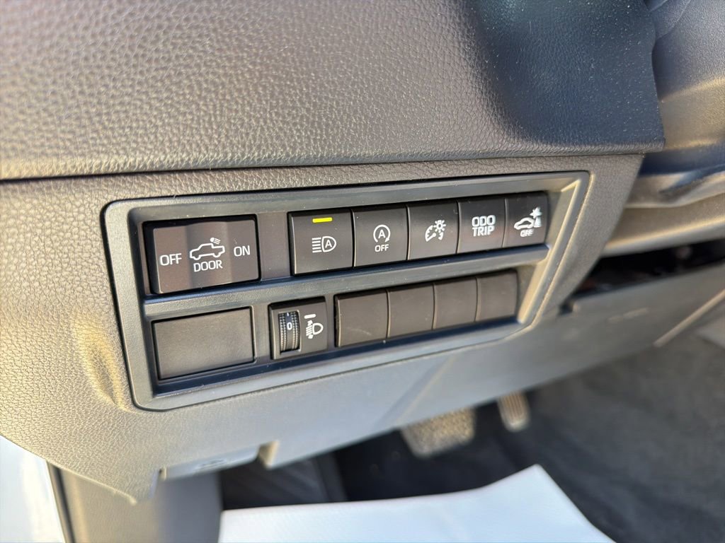 Used 2024 Toyota Tundra SR5 w/ SR5 Convenience Package AWD/4WD image 26