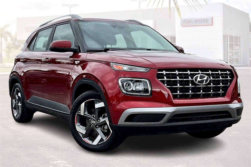 Used 2024 Hyundai Venue SEL