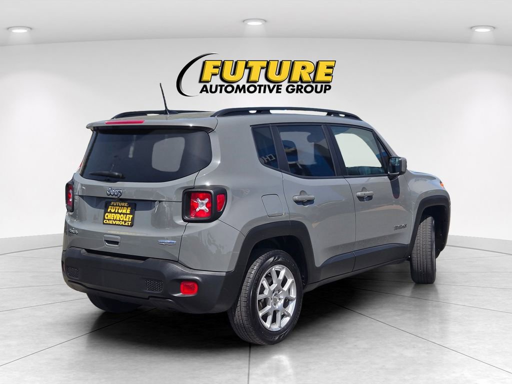 Used 2021 Jeep Renegade Latitude w/ Convenience Group AWD/4WD image 4