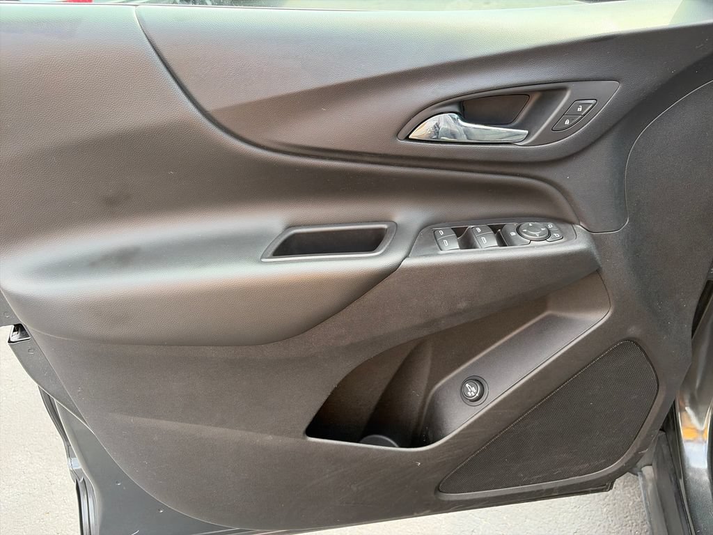 Used 2019 Chevrolet Equinox LT AWD/4WD image 17