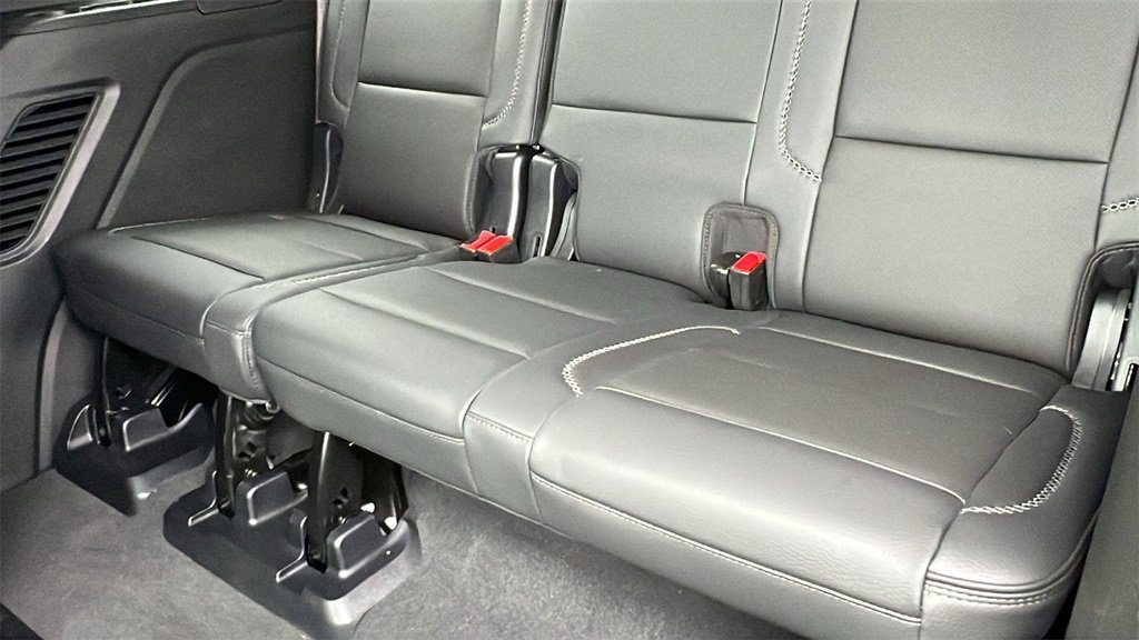 Used 2025 GMC Yukon Denali image 33