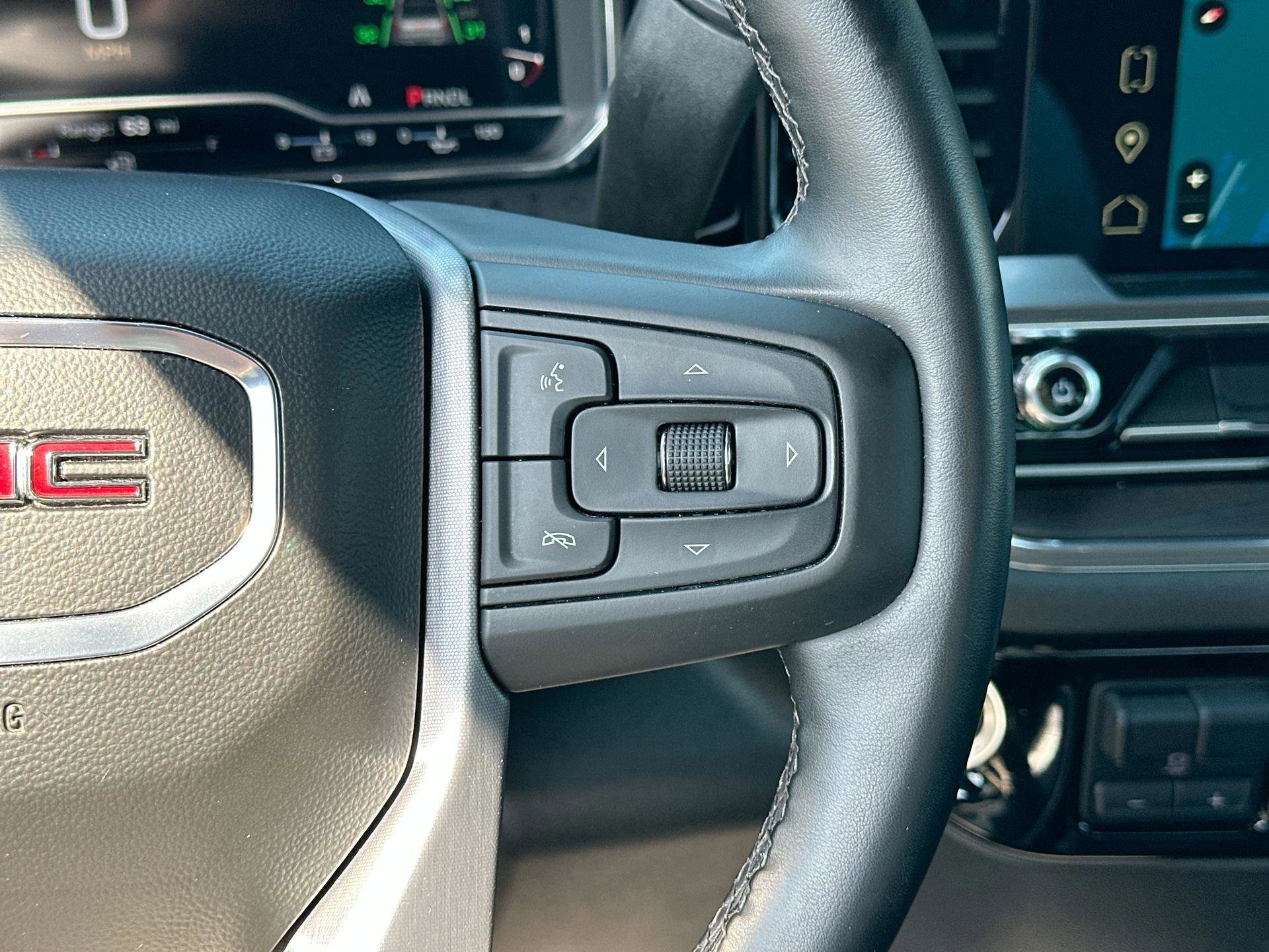 Used 2025 GMC Sierra 1500 SLT image 26