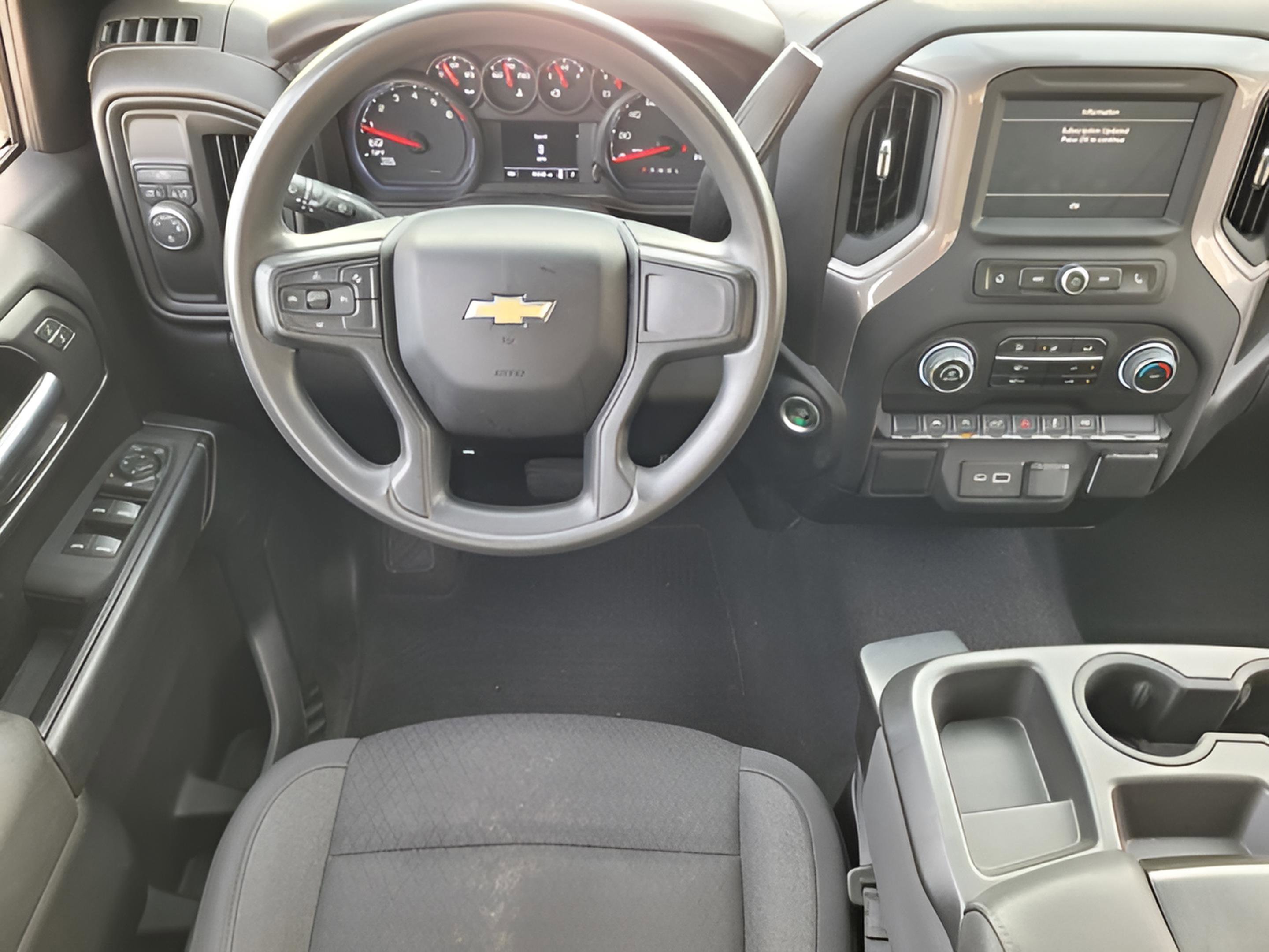 Used 2022 Chevrolet Silverado 1500 Custom image 14