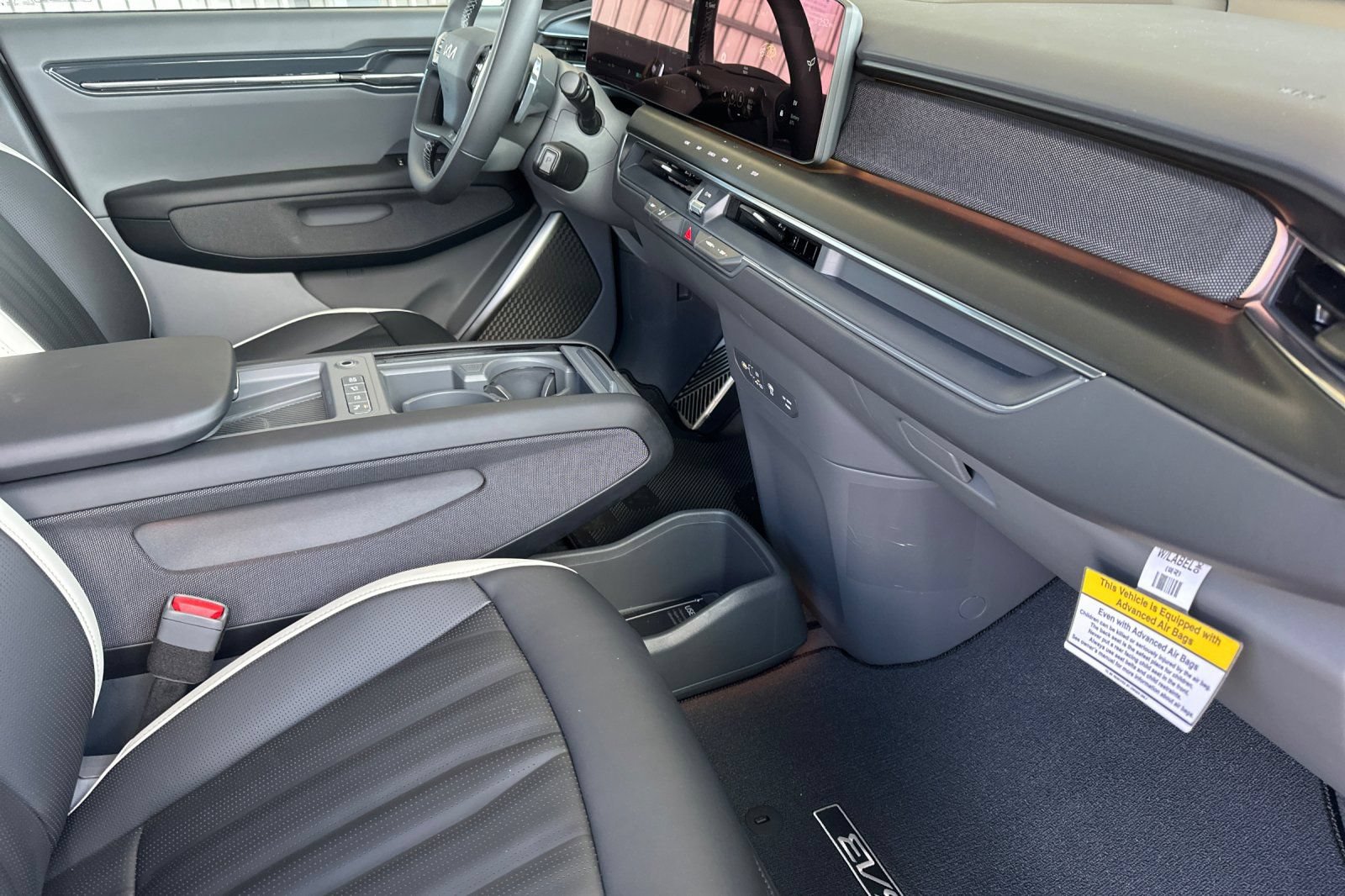 New 2026 Kia EV9 GT-Line AWD/4WD image 16