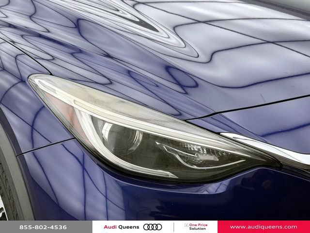 Used 2018 INFINITI QX30 Premium w/ Cargo Package AWD/4WD image 9