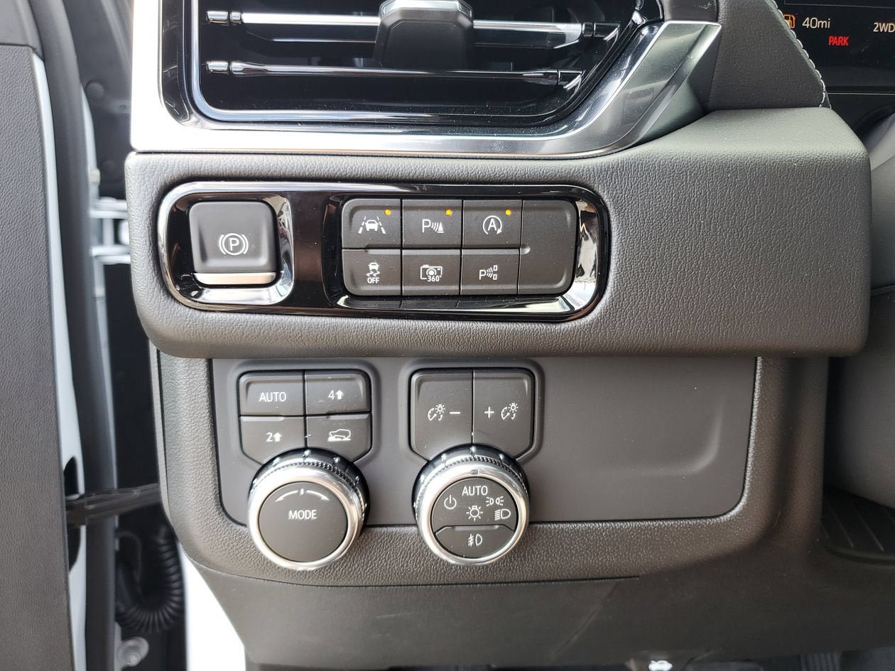 New 2026 GMC Yukon XL Denali w/ Sun & Power Step Package AWD/4WD image 29