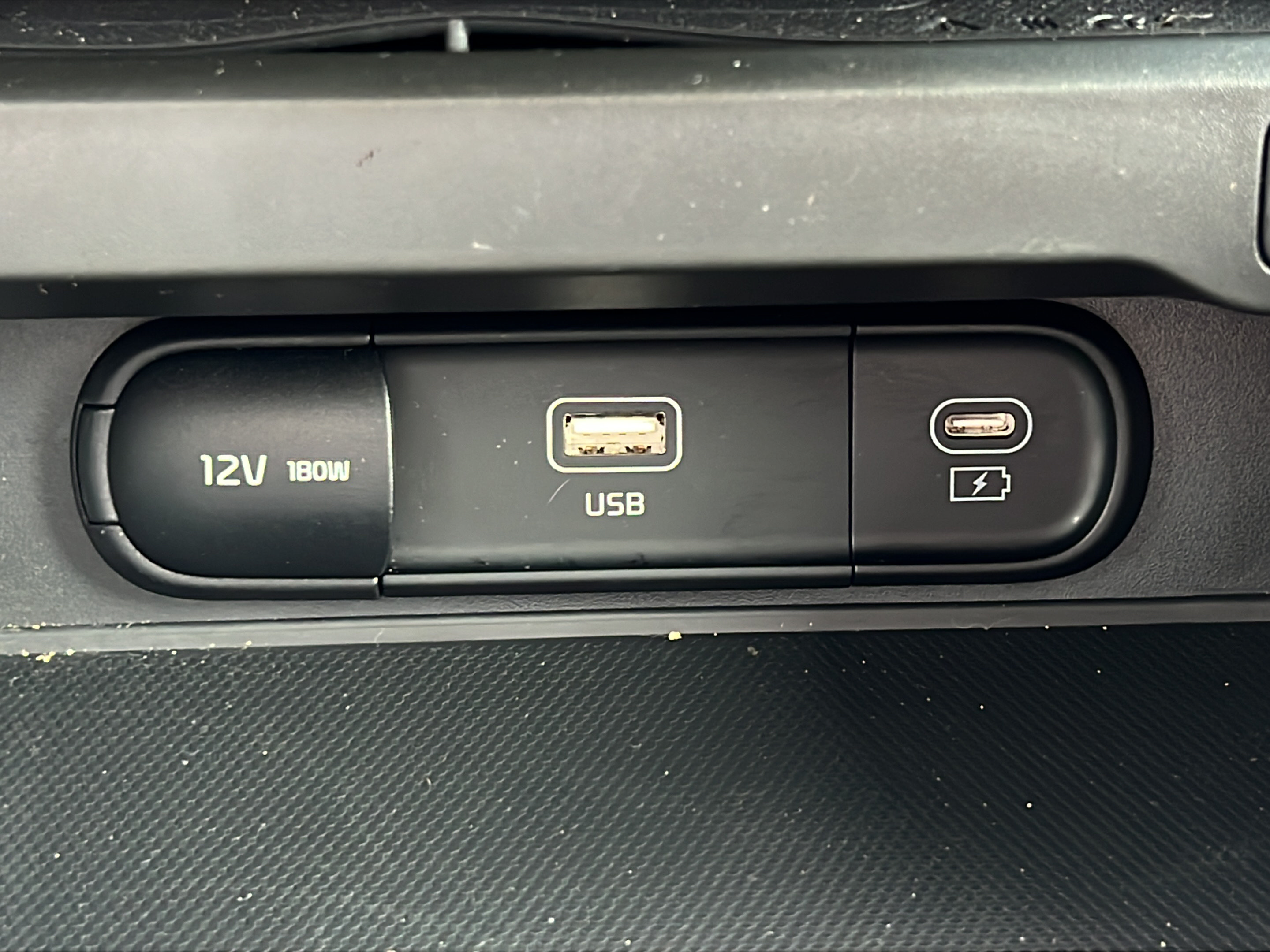 Certified 2025 Kia Soul S FWD image 17