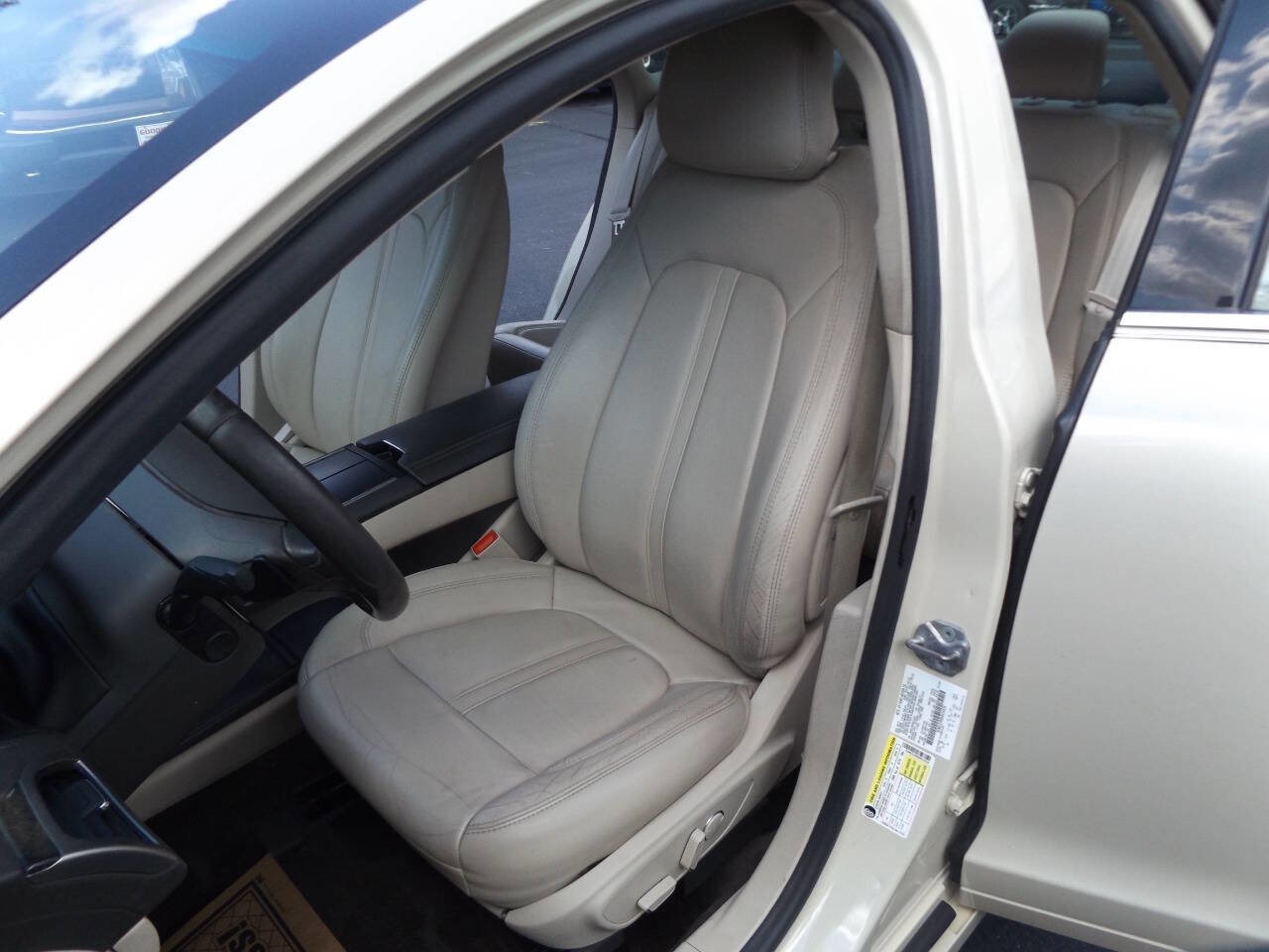 Used 2016 Lincoln MKZ AWD w/ Equipment Group 200A Select image 14