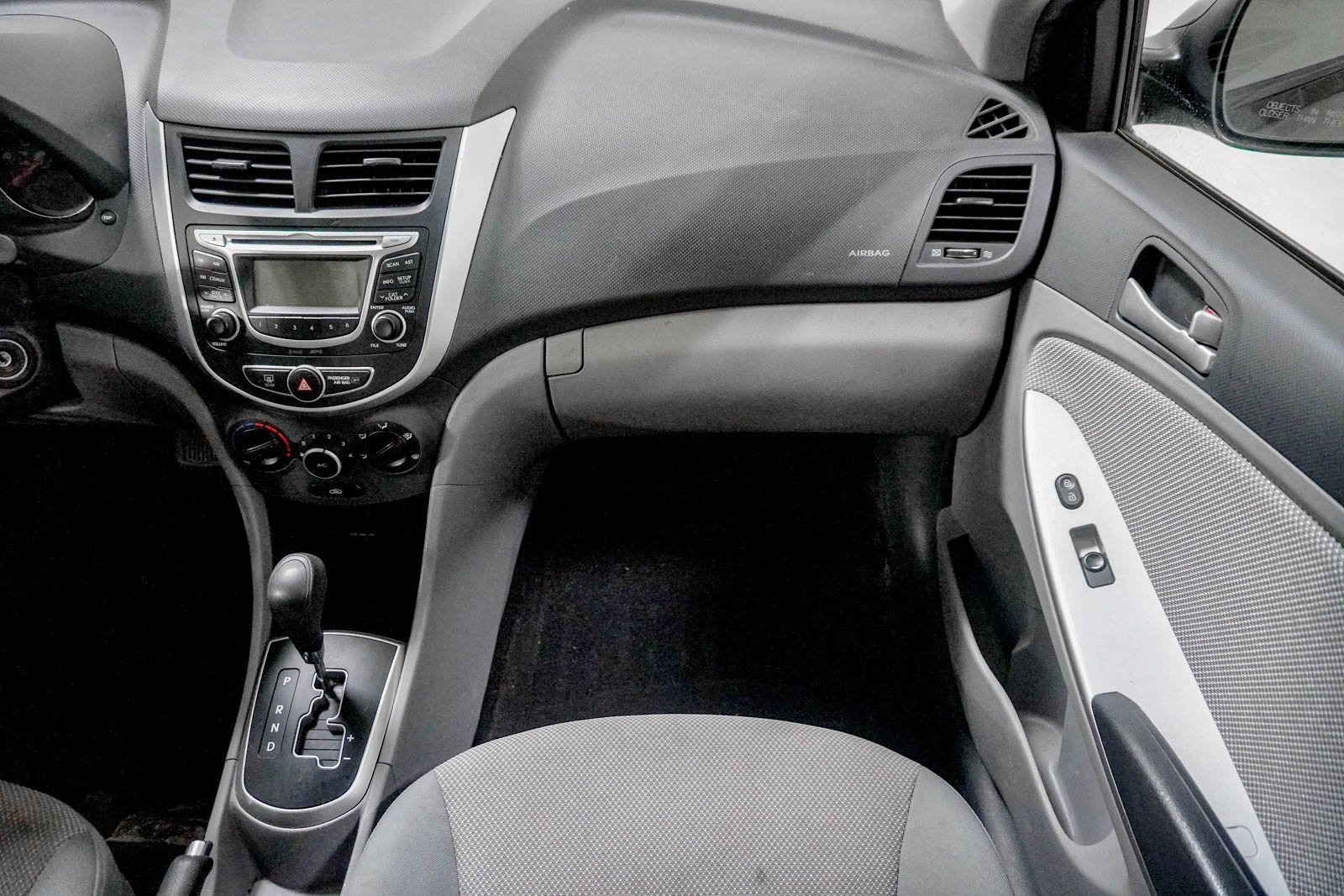 Used 2013 Hyundai Accent GLS image 29