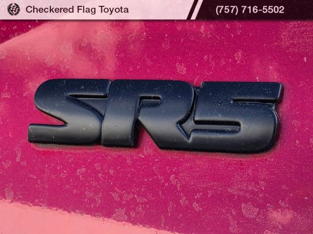 Used 2023 Toyota Tacoma SR5 AWD/4WD image 9