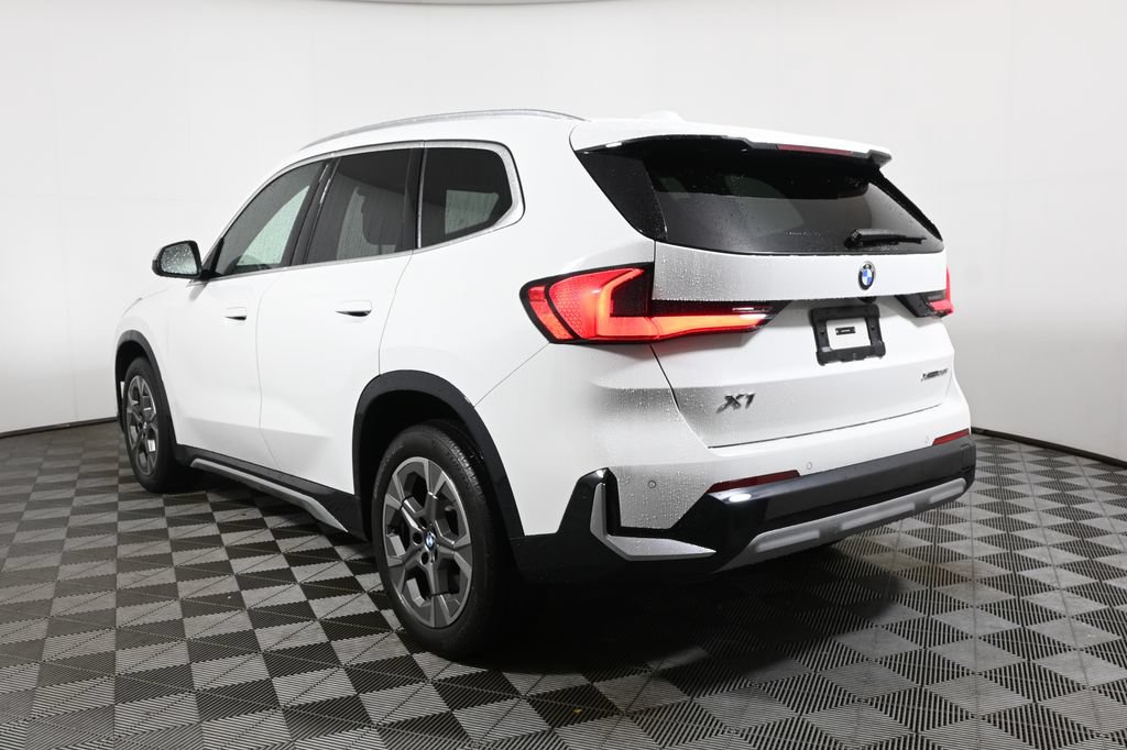 Used 2024 BMW X1 xDrive28i w/ Convenience Package AWD/4WD image 9
