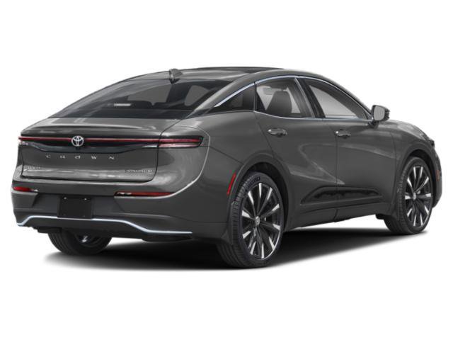 Used 2023 Toyota Crown Platinum AWD/4WD image 2