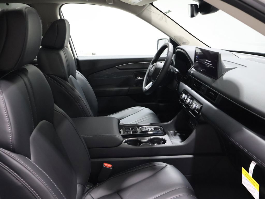 New 2026 Honda Pilot Touring image 19
