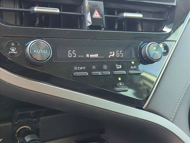 Used 2022 Toyota Camry XLE FWD image 19
