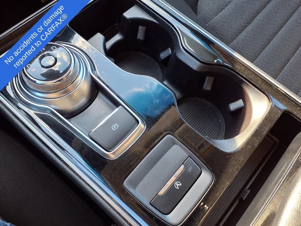 Used 2019 Ford Edge SE image 21