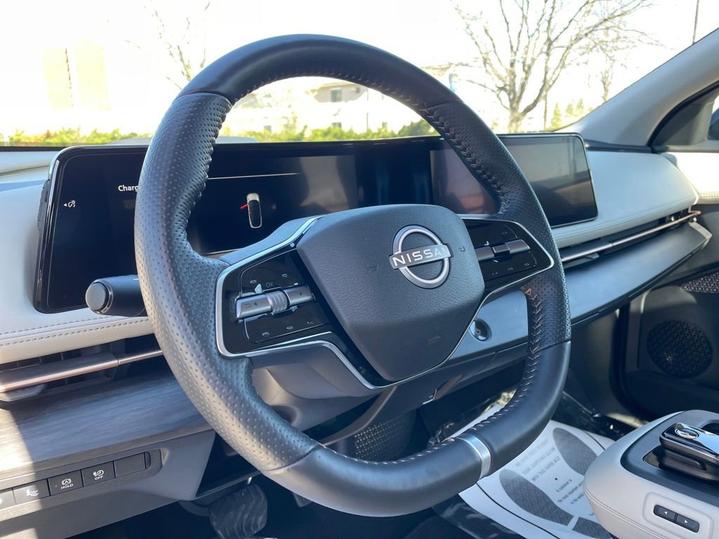 Used 2023 Nissan Ariya ENGAGE e-4ORCE image 12
