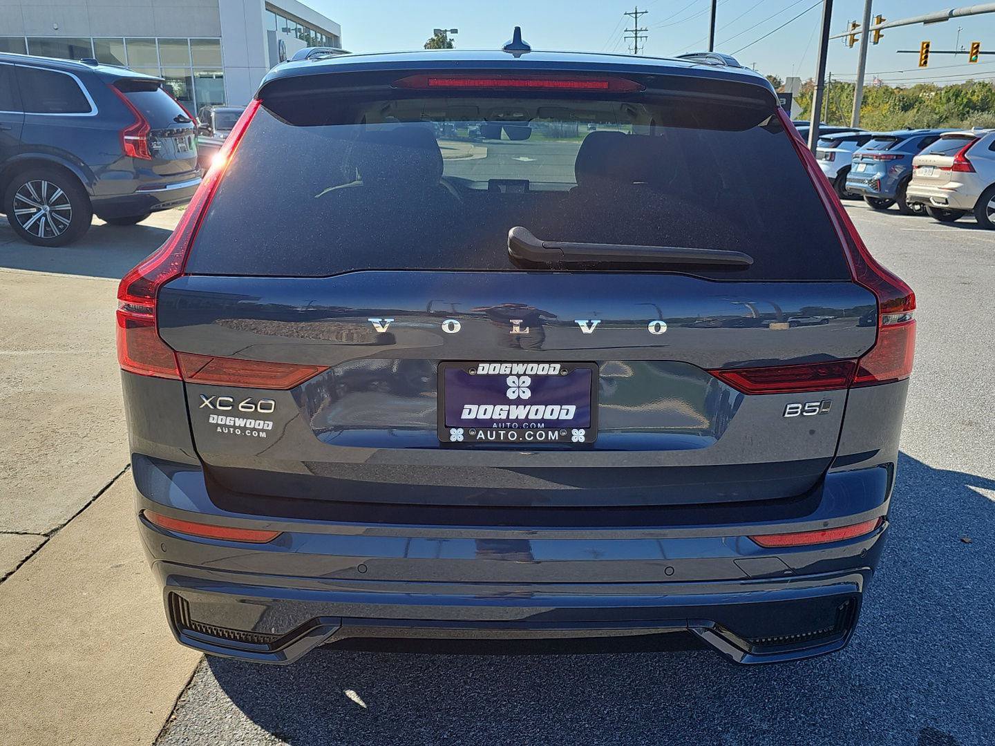 Used 2026 Volvo XC60 B5 Ultra w/ Climate Package AWD/4WD image 6