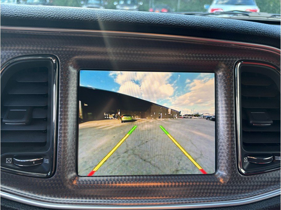 Used 2015 Dodge Challenger SRT Hellcat image 31