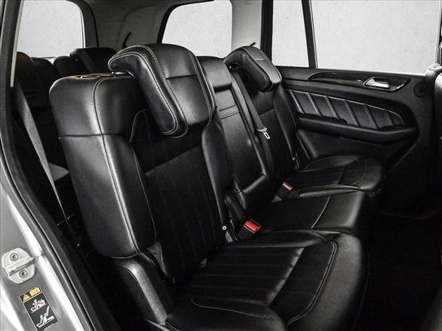 Used 2015 Mercedes-Benz GL 450 4MATIC image 22