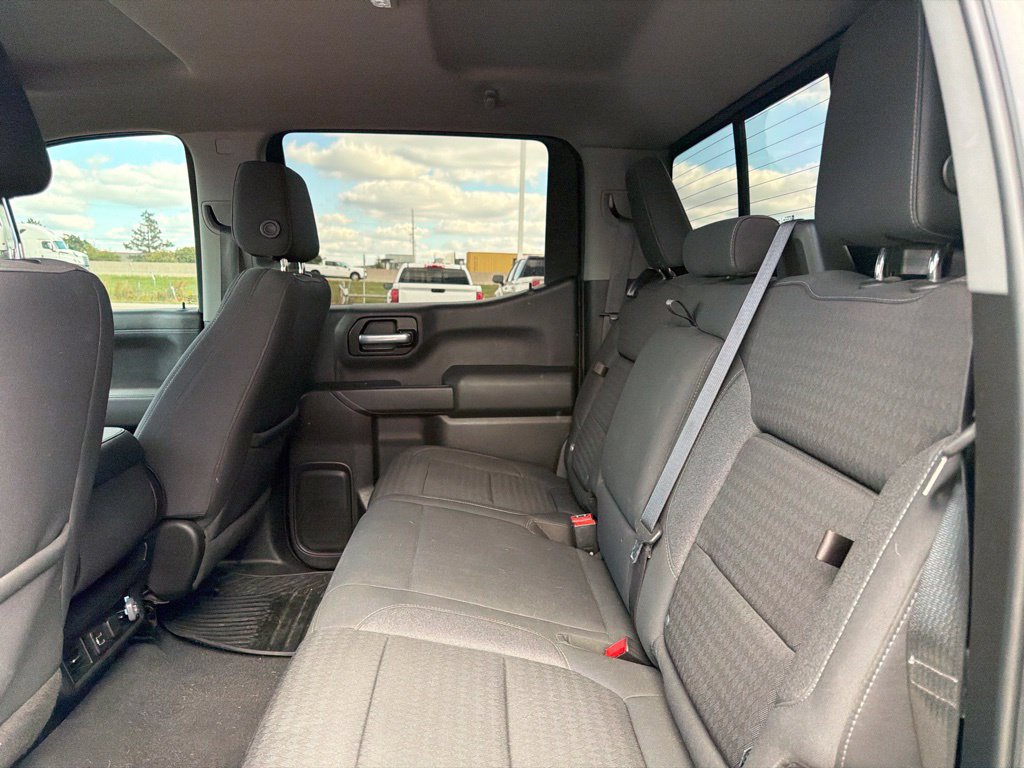 Used 2021 Chevrolet Silverado 1500 LT w/ Diesel Off-Road Package AWD/4WD image 16