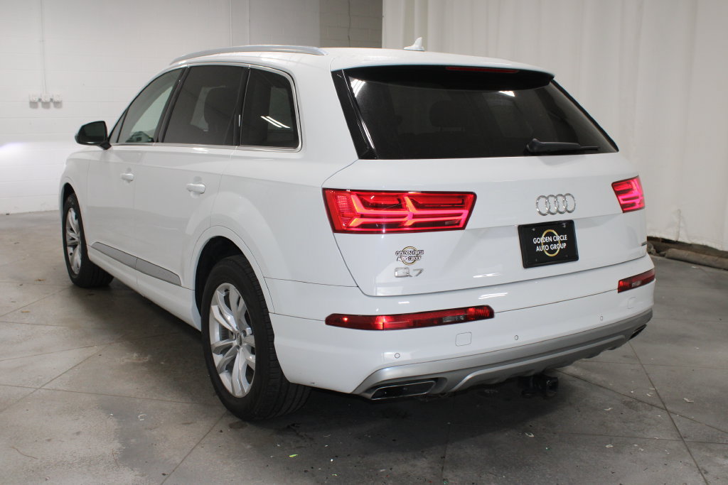 Used 2019 Audi Q7 3.0T Premium Plus w/ Premium Plus Package AWD/4WD image 7