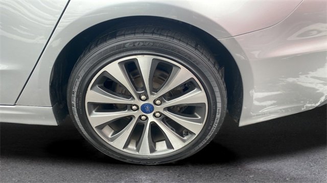 Used 2020 Ford Fusion SE image 20