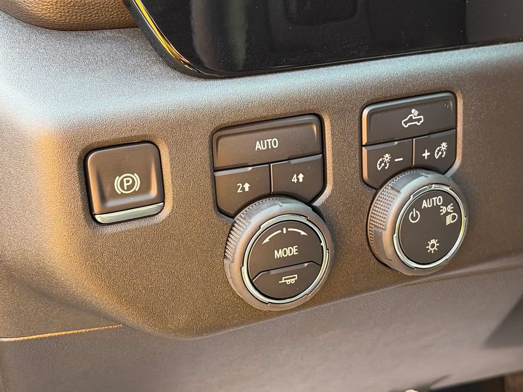New 2025 Chevrolet Silverado 1500 LT w/ All Star Edition Plus AWD/4WD image 17