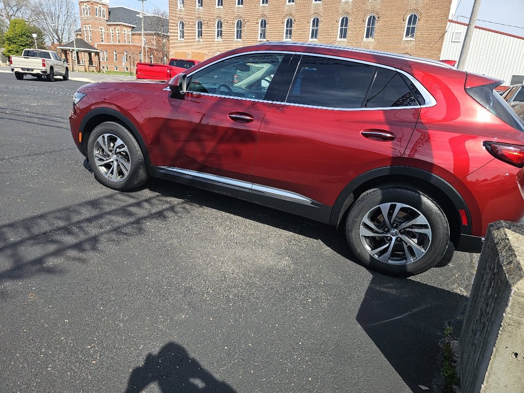 Used 2023 Buick Envision Essence image 7