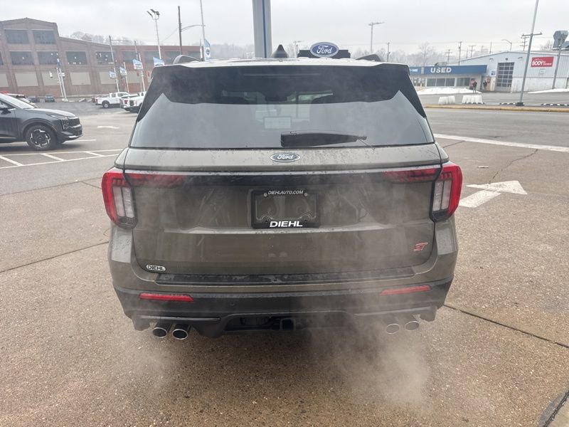 New 2026 Ford Explorer ST w/ Sun And Sound Package image 6