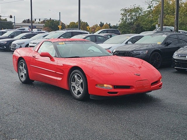 Used 1999 Chevrolet Corvette Coupe w/ Roof Pkg
