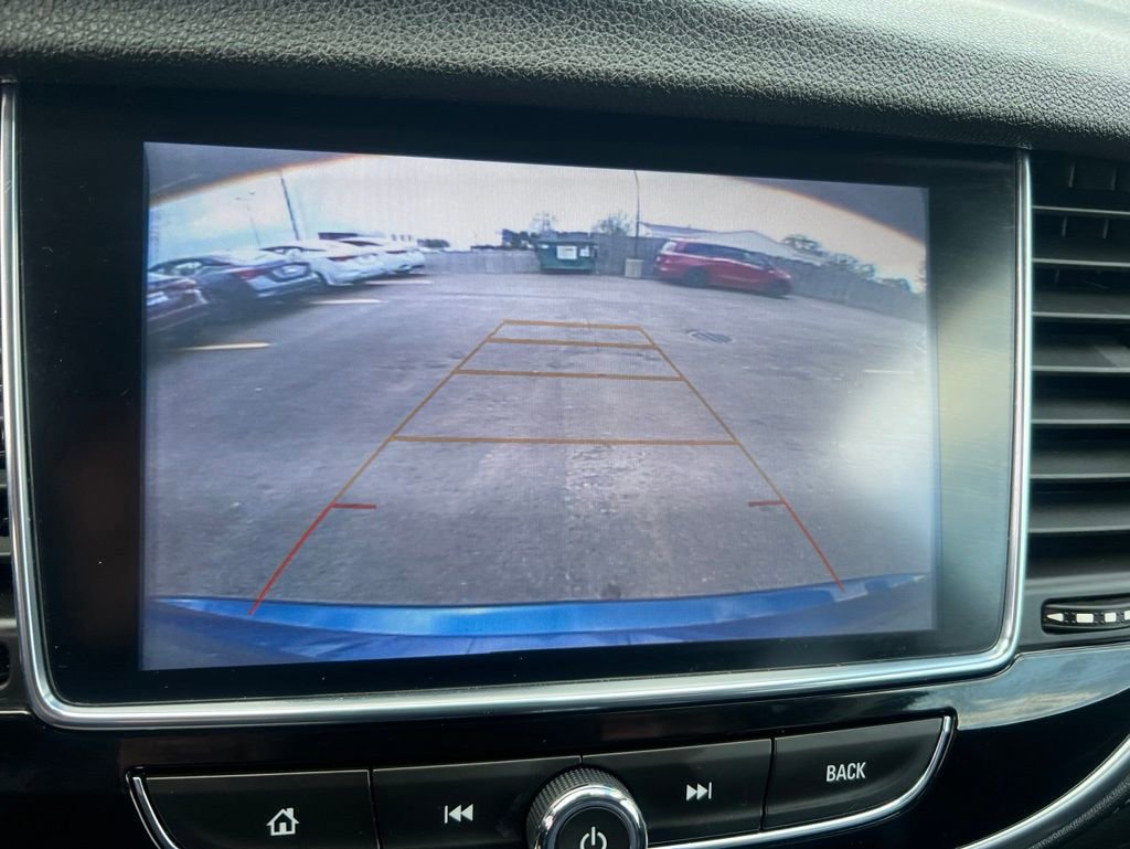 Used 2019 Buick Encore Essence FWD image 52