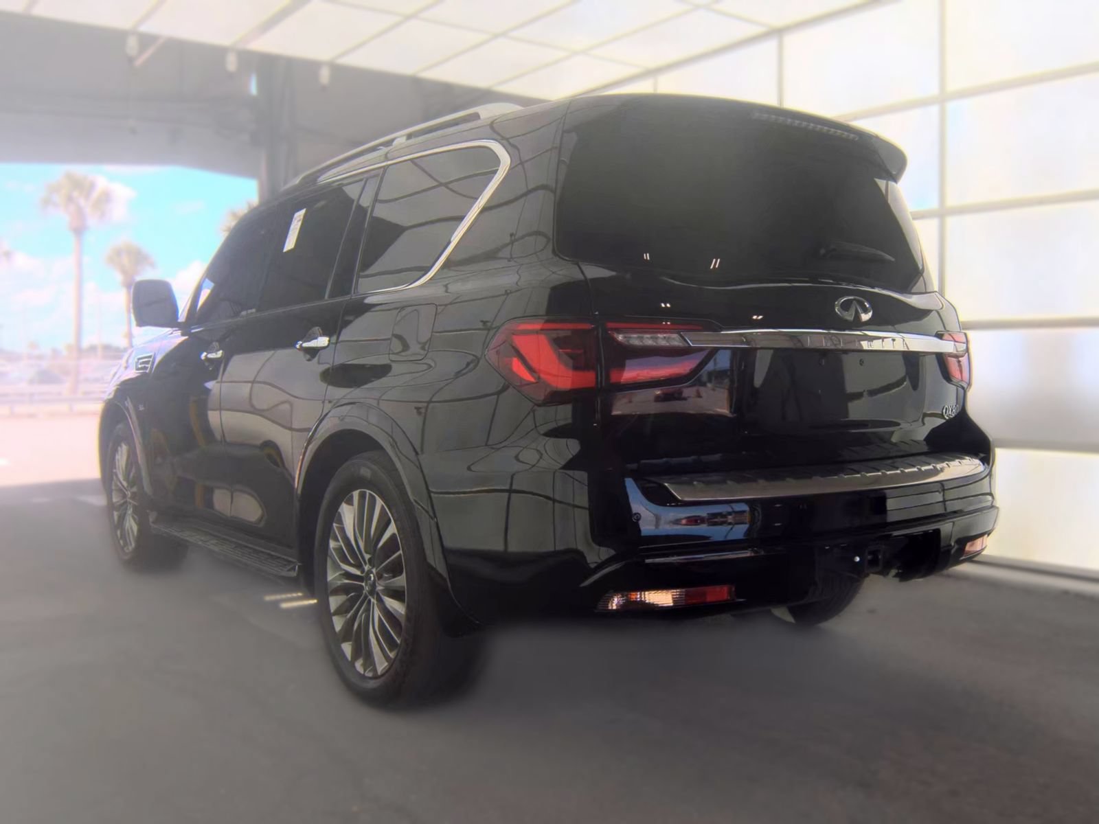 Used 2020 INFINITI QX80 Luxe w/ 22" Wheel Package RWD video 2