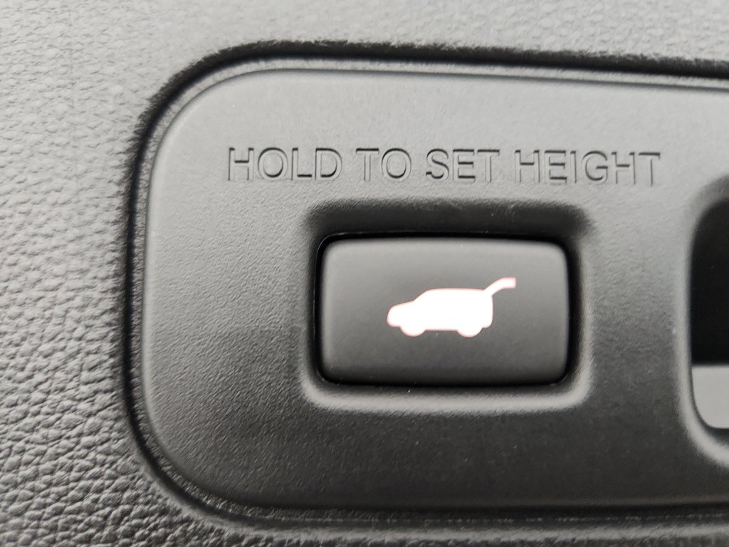 Certified 2024 Acura MDX SH-AWD w/ Advance Package image 38