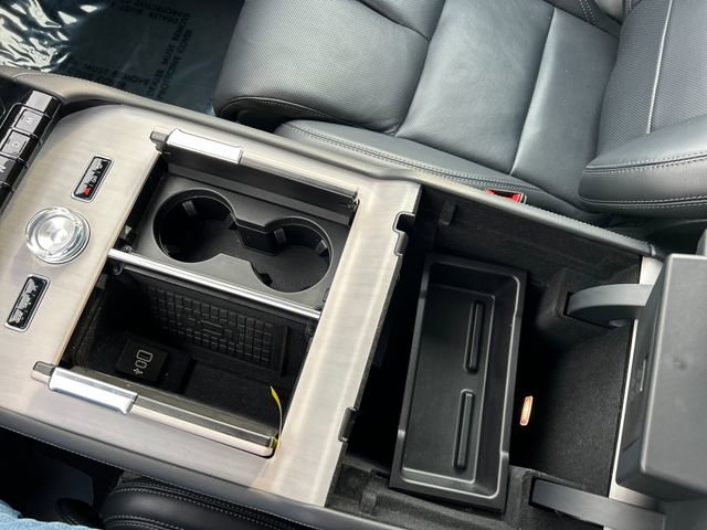 Used 2025 Lincoln Navigator Reserve AWD/4WD image 20