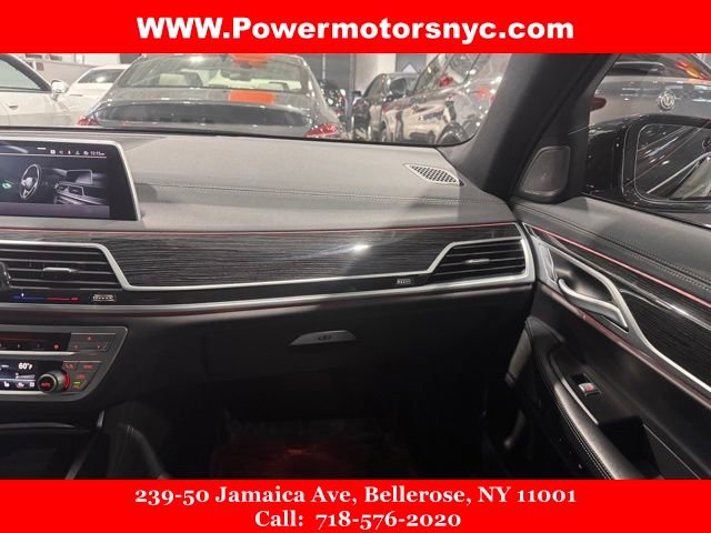 Used 2020 BMW 740i w/ M Sport Package image 18
