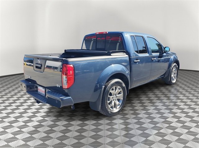 Used 2020 Nissan Frontier SV image 2