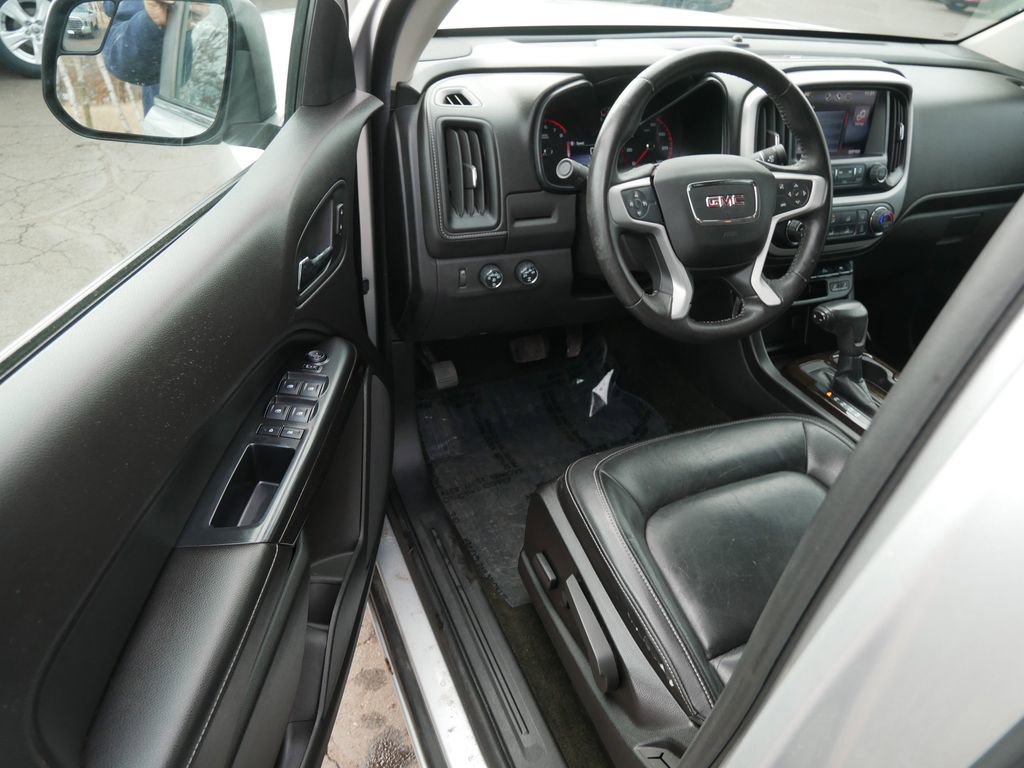 Used 2015 GMC Canyon SLT image 11