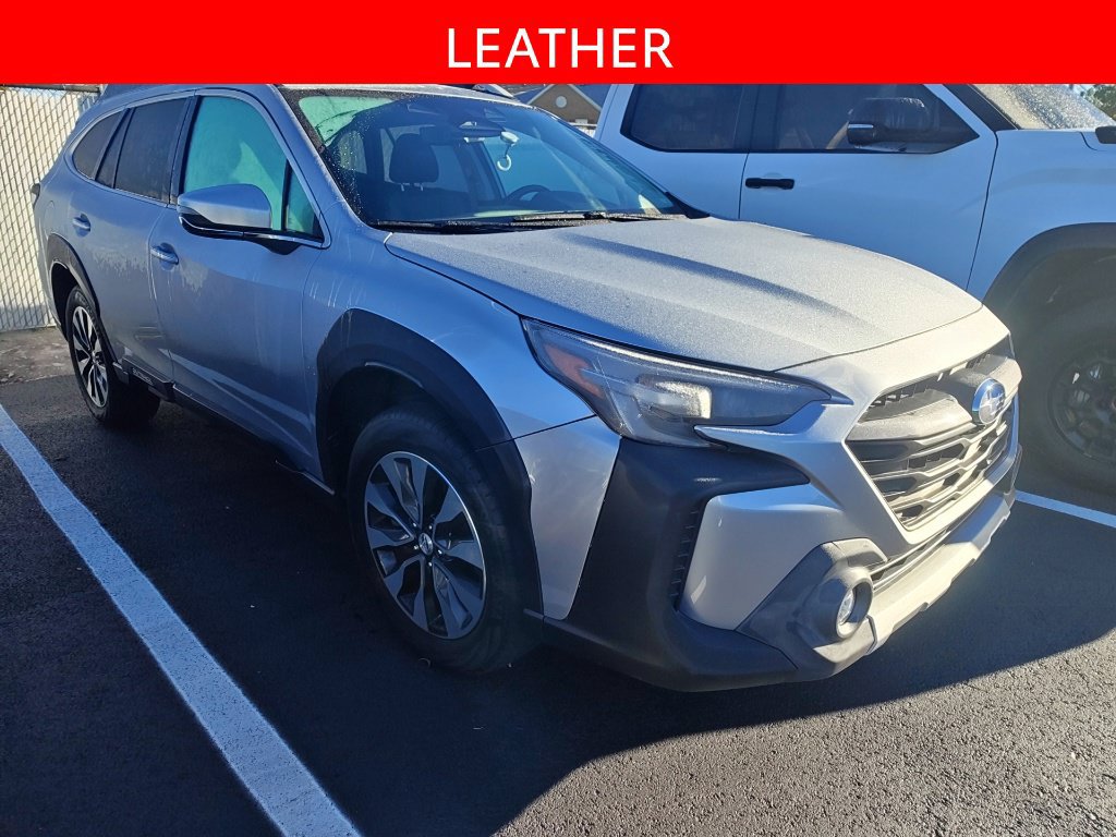 Used 2024 Subaru Outback Touring XT AWD/4WD image 3