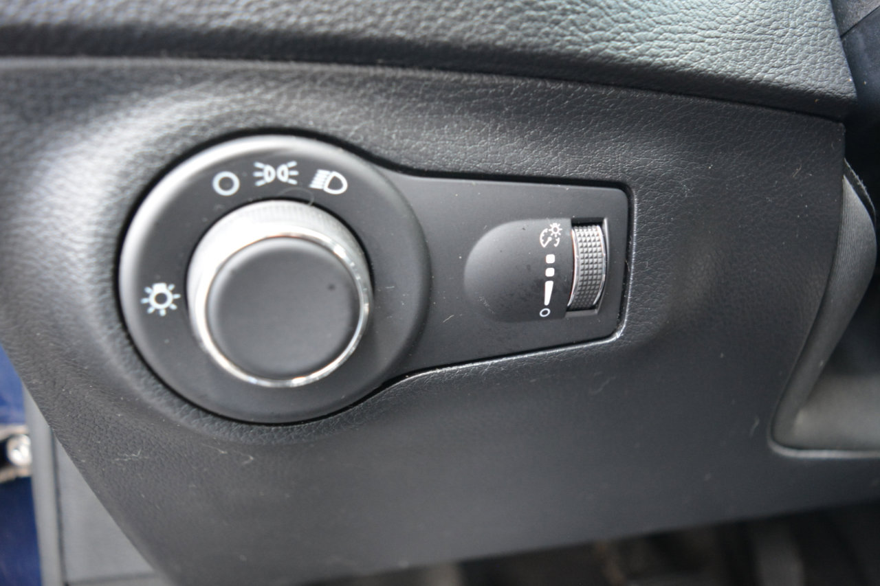 Used 2021 Jeep Compass Sport w/ Cold Weather Group image 20