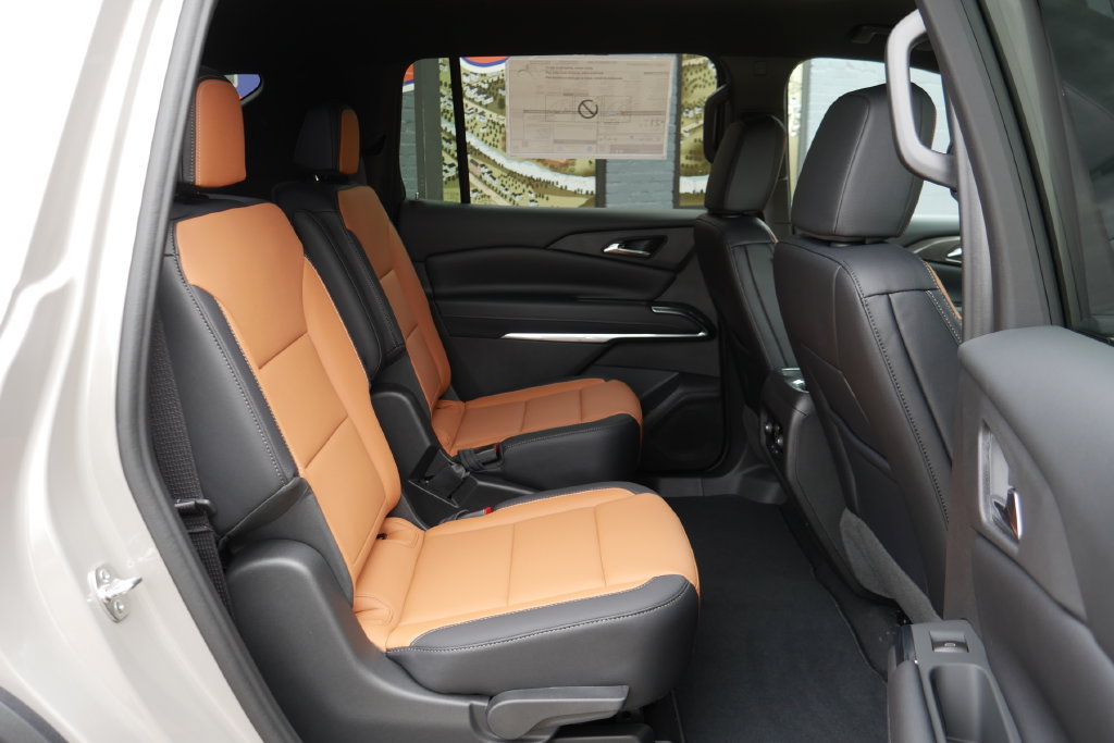 New 2027 Chevrolet Traverse Z71 AWD/4WD image 13