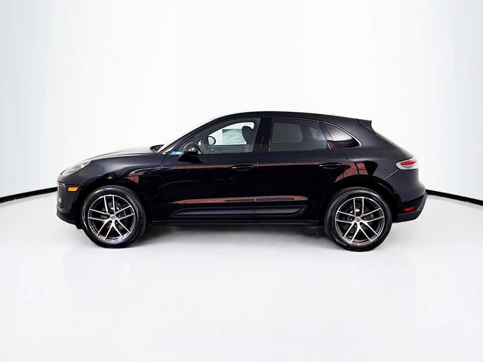 New 2025 Porsche Macan AWD/4WD image 2