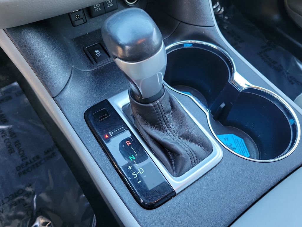 Used 2017 Toyota Highlander Plus image 38